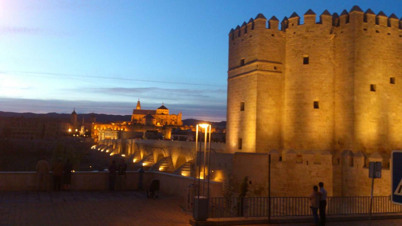 Apartamento Polvora, Junto Al Puente Romano Córdoba Exteriör bild